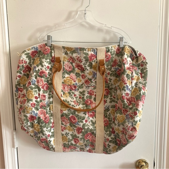 Victoria's Secret Handbags - VINTAGE circa 1990 Victoria Secret Duffel Bag